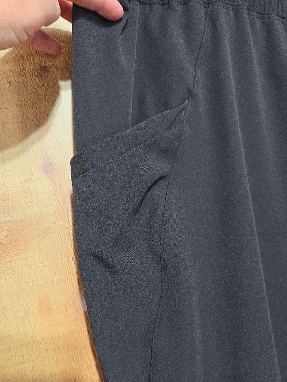 Soybu Women's Active Crop Capris - Picture 3 of 10